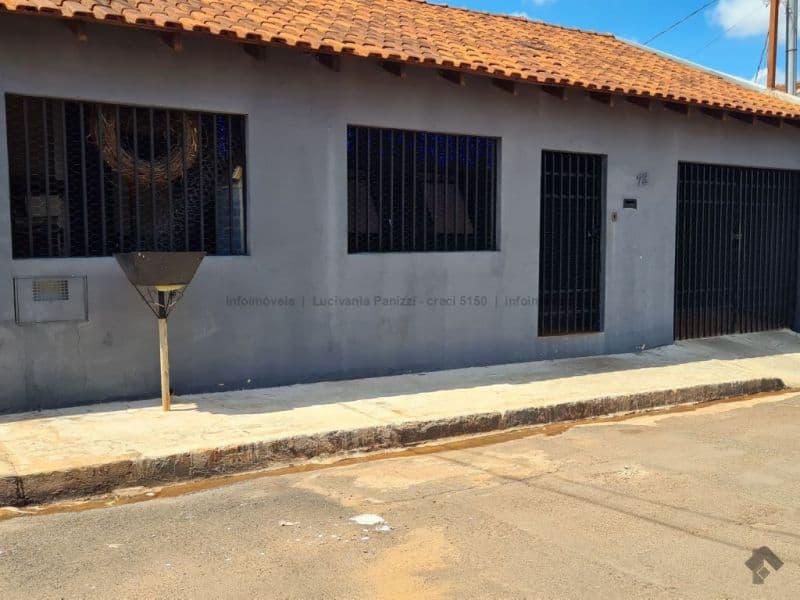Casa térrea à Venda em Parati, Campo Grande MS